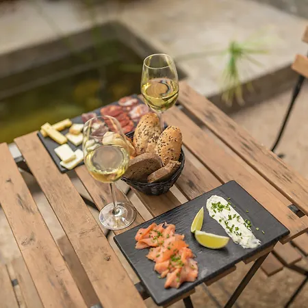 My Serviced - Principe Real Апарт-отель 4*